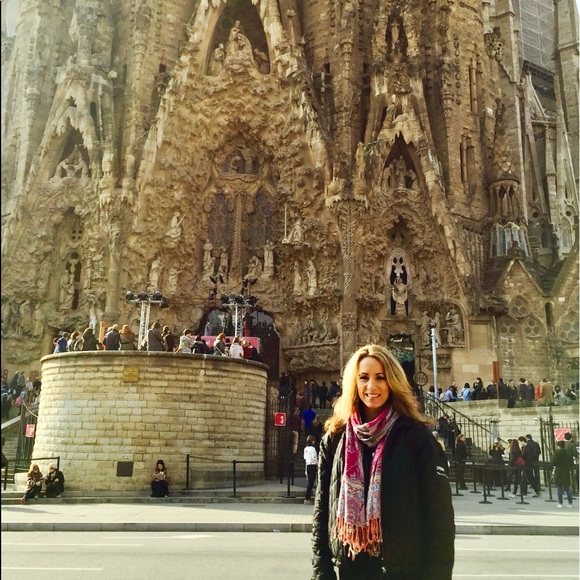 Meet your Posher, Laura Ann - Picture 11 of 13